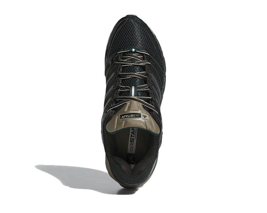 Adidas Adistar Control 5 Core Black — vue avant running noir monochrome