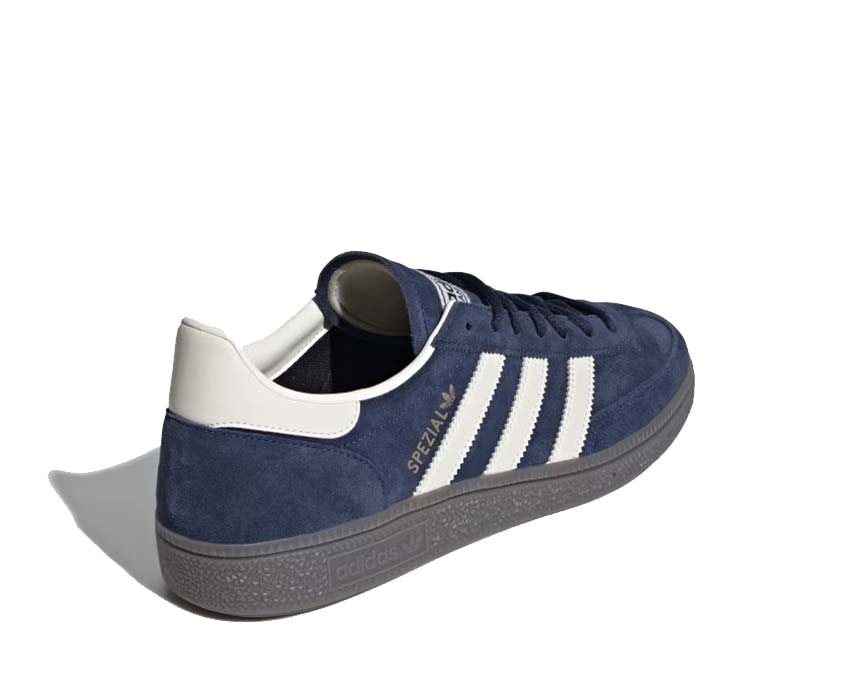 Adidas Handball Spezial Night Indigo détail — tige suède bleu night indigo