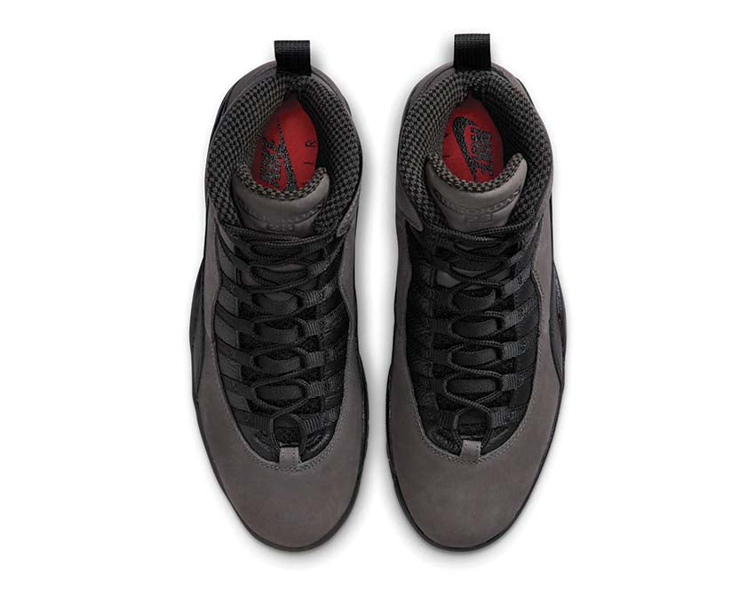 Air Jordan 10 Retro Shadow — Dreiviertelansicht
