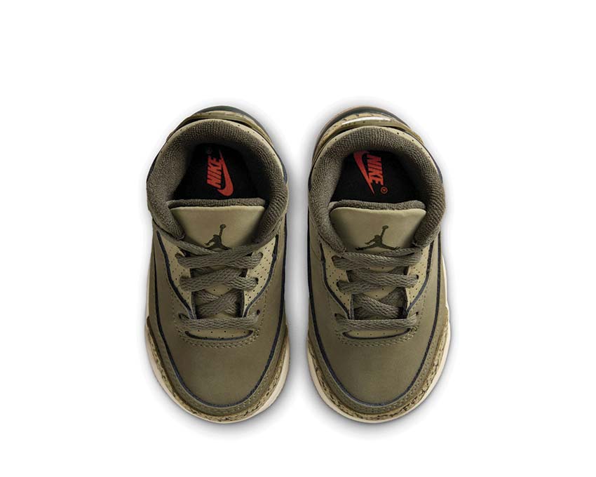 Air Jordan 3 Retro TD Family Affair — vue trois quarts sneakers bébé Jordan