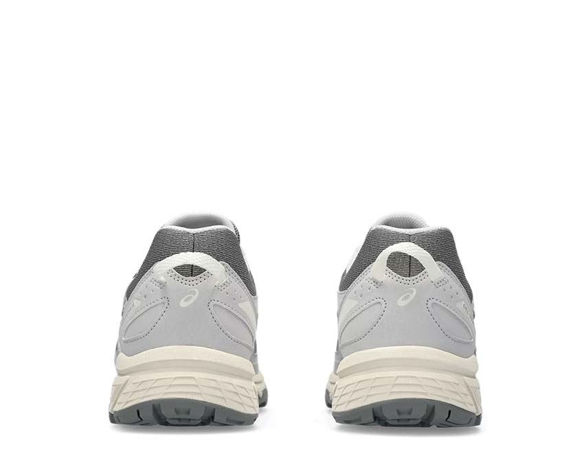 Asics Gel Venture 6 Clay Grey/Cream Detail — Mesh und Trail-Overlay