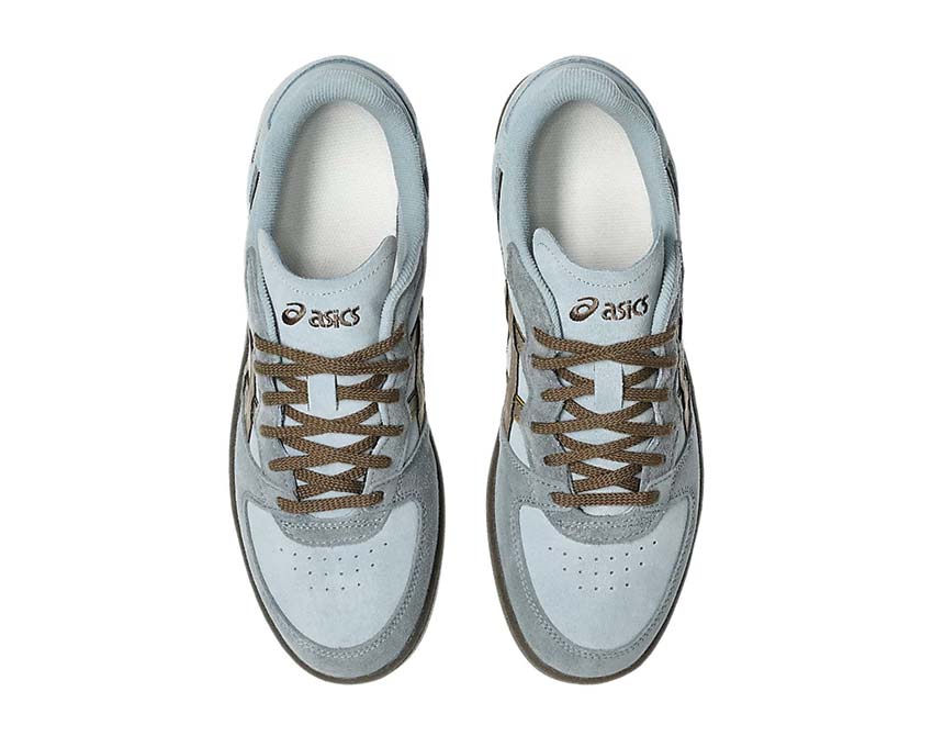 Asics Skyhand OG Dolphin Grey détail — suède et mesh premium