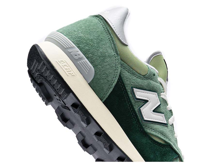 New Balance 475 Everglade Green Mallard Green Detail — zweifarbiges Mesh Obermaterial