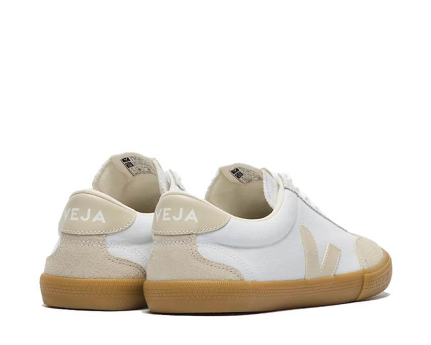 Veja Volley Natural White semelle — semelle caoutchouc naturel