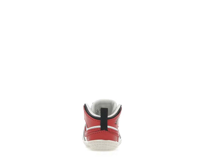 Jordan Air Jordan 1 Baby Crib Bootie Detail — weiches Textil Baby Jordan