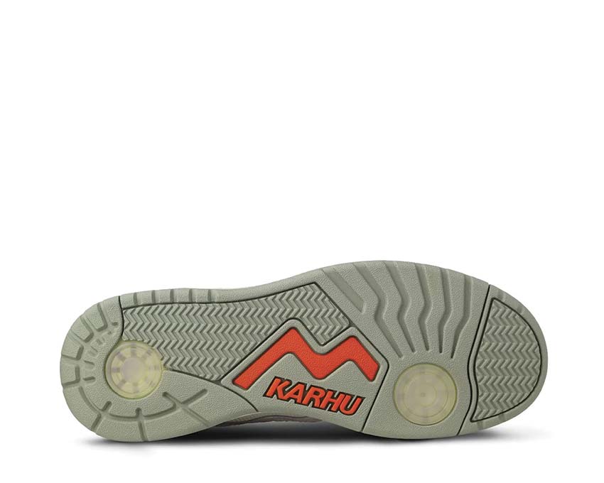 Karhu Fusion XT Cloud Dancer/Agate Grey détail — accent Agate Grey
