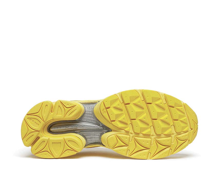Saucony Progrid Triumph 4 Goldfinch Detail — Premium-Material