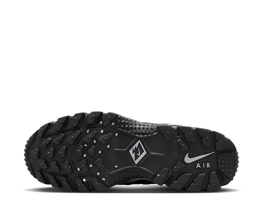 Nike Air Humara QS Black Metallic Silver — vue arrière