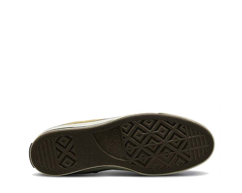 Converse Chuck 70 Hi Trailhead Gold détail — patch étoile et col coloris Gold