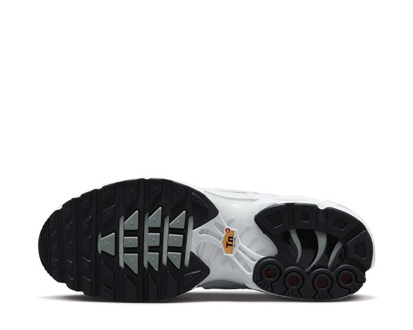Nike Air Max Plus White Mica Green Black — vue arrière