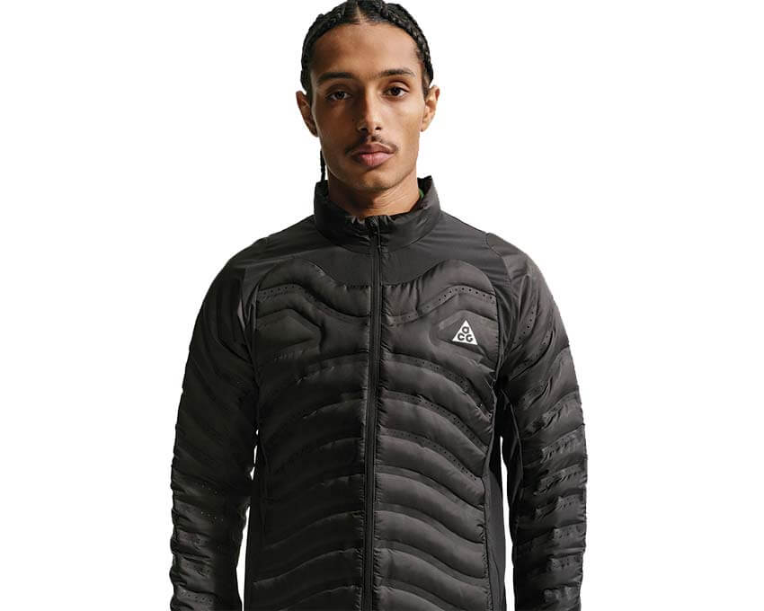 Nike ACG Lava Loft Black — veste homme outdoor noir isolation thermique