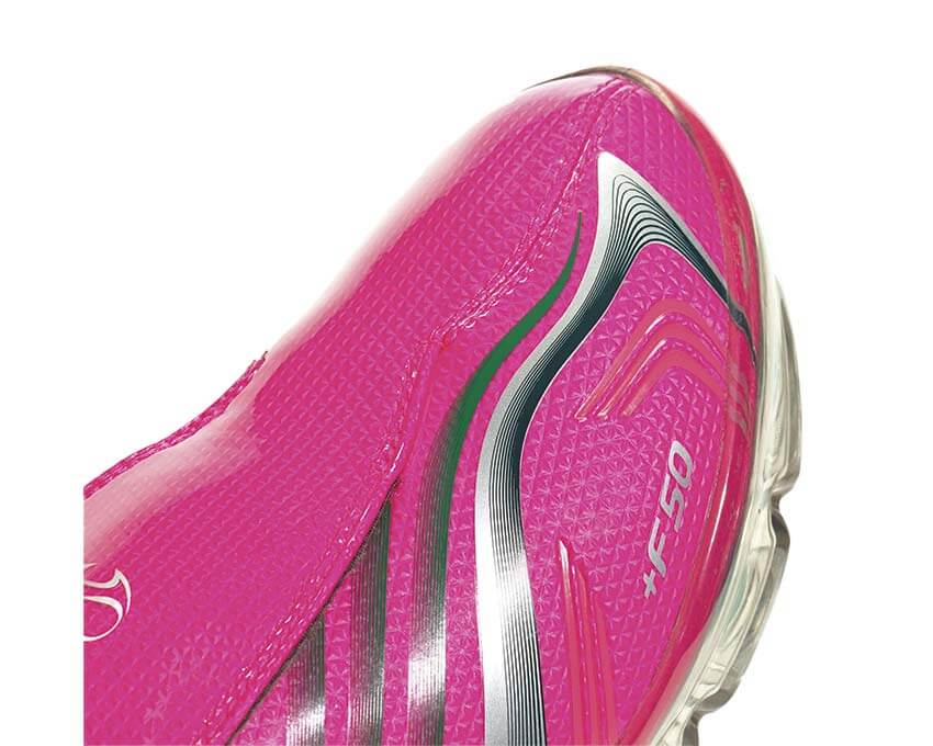 Adidas F50 Adiframe Shock Pink vue latérale — tige mesh respirante rose fluo