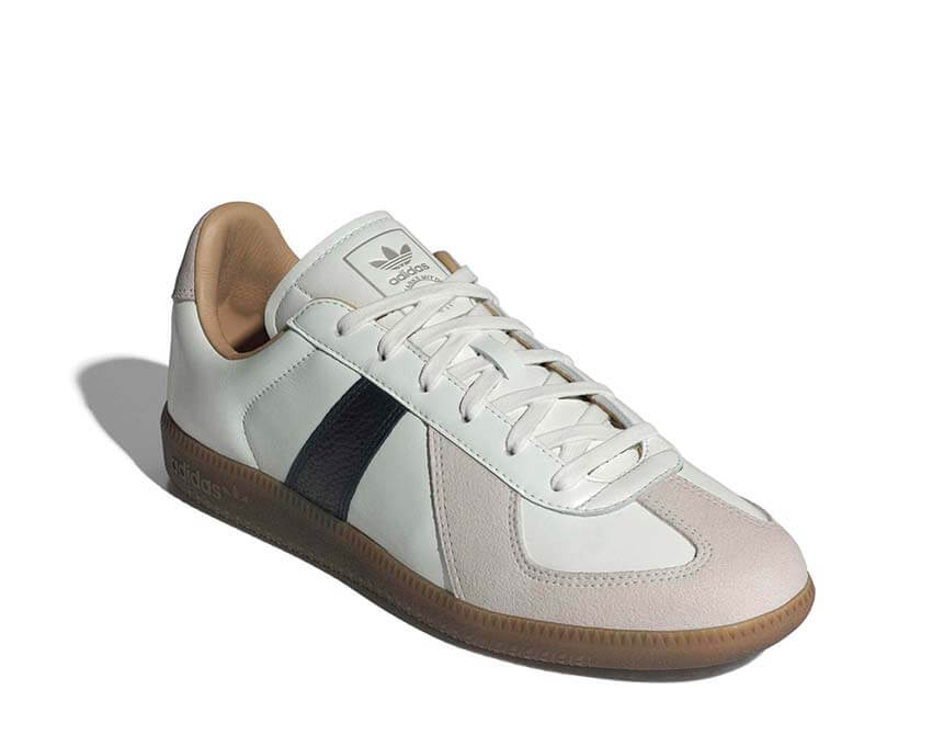 Adidas BW Army Core White vista lateral — cuero blanco inmaculado estilo deporte