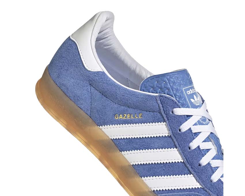Adidas Gazelle Indoor W Bleu détail — tige daim et languette rembourrée
