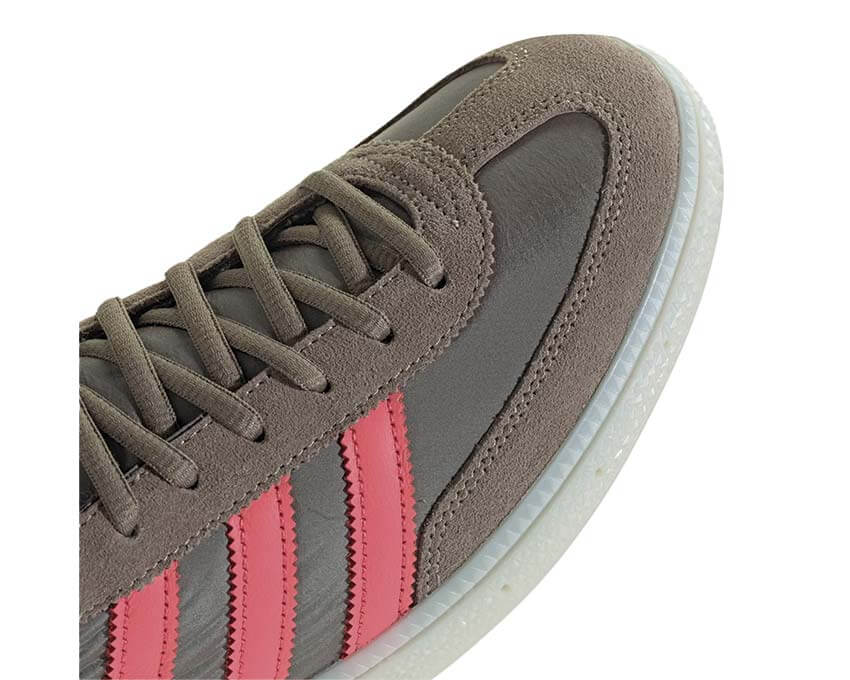 Adidas Handball Spezial Simple Brown vue latérale — tige daim marron trois bandes