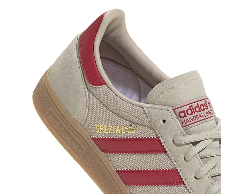 Adidas Handball Spezial Putty Grey détail — tige suède Putty Grey et languette