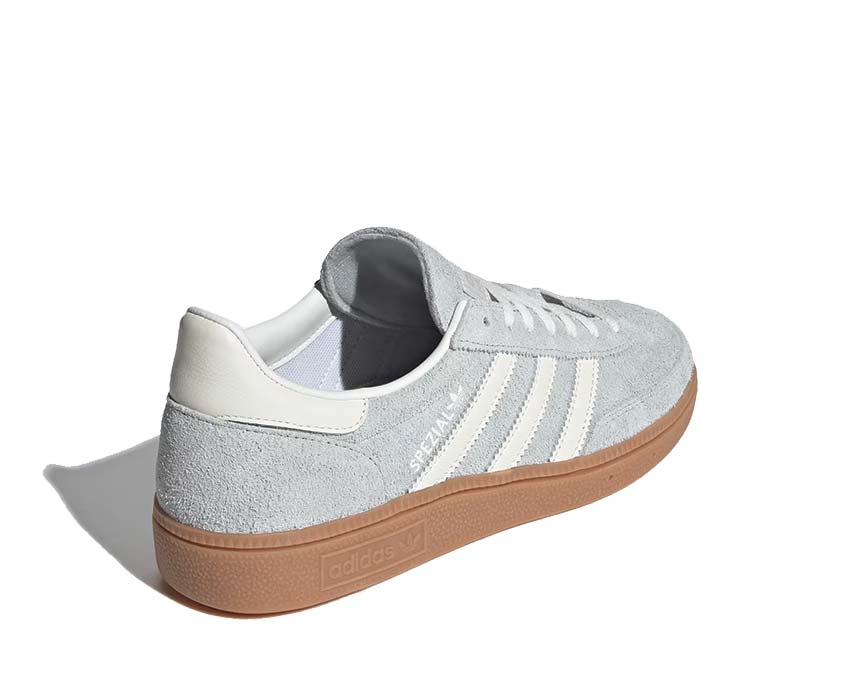 Adidas Handball Spezial W Wonder Silver détail — tige daim nacré et Three Stripes