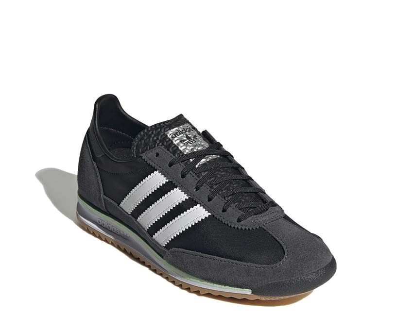 Adidas SL 72 OG W Core Black outsole — OG rubber cupsole