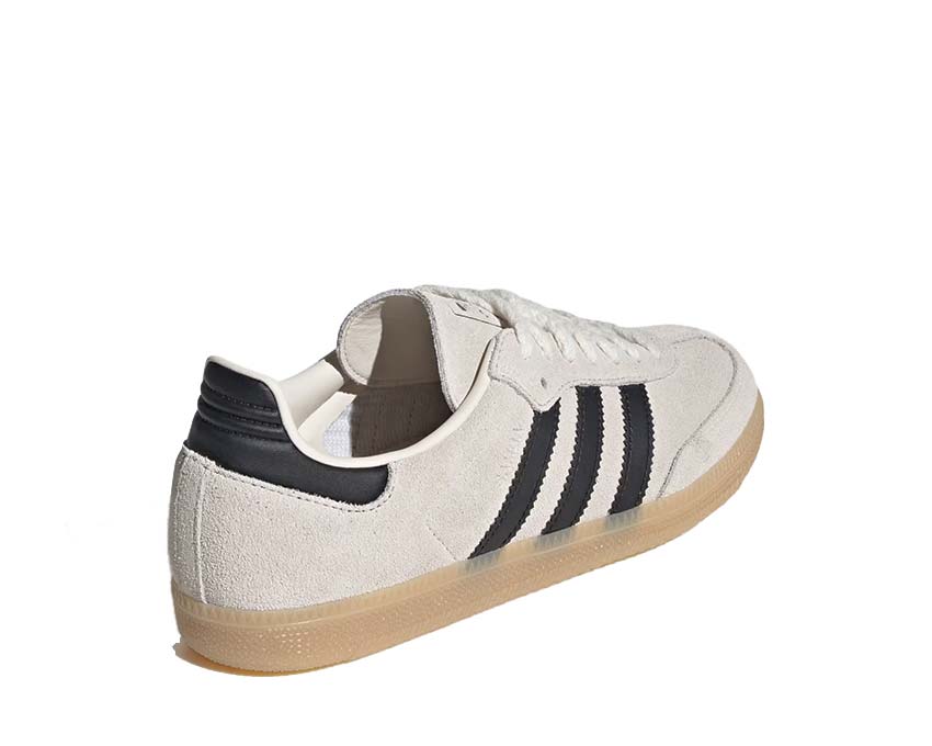 Adidas Samba OG Chalk White détail — logo 3 bandes et empiècement T-toe