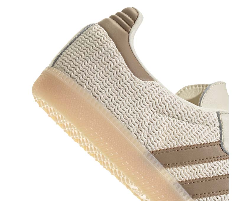Seitenansicht — Samba OG Cream White Cardboard Gummisohle