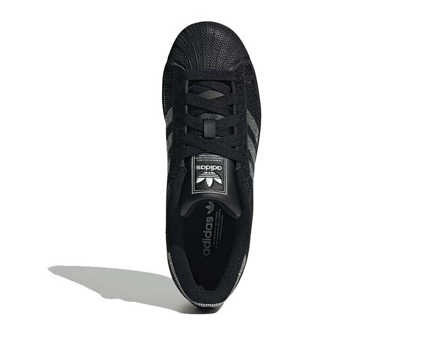 Adidas Superstar II W Cloud White — vista frontale shell toe iconica