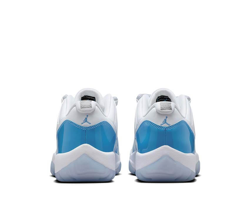 Air Jordan 11 Retro Low University Blue détail — cuir verni bleu University