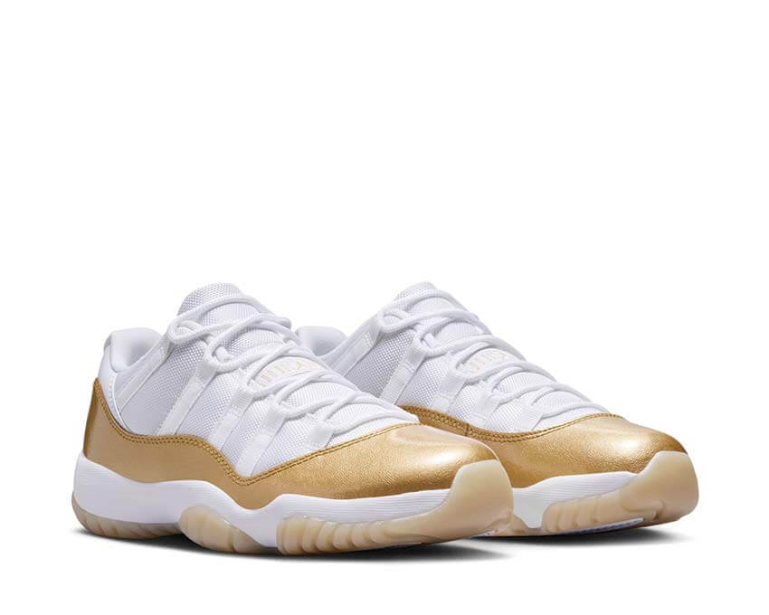 Air Jordan 11 Retro Low W Mother's Day semelle — semelle Jordan 11 Low blanche
