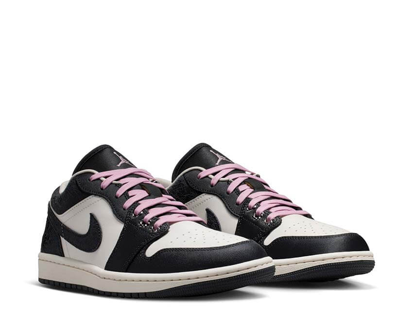 Air Jordan 1 Low SE W Iced Carmine Obermaterial — Leder Schwarz Rot OG Basketball iconic