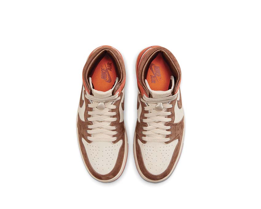 Jordan Air Jordan 1 Retro High SP W Cacao Wow Sanddrift detalle — caña cuero alta