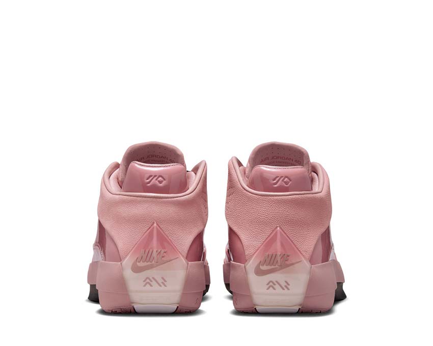 Air Jordan 40 Dusty Rose détail — empiècements textile rose Jordan 40