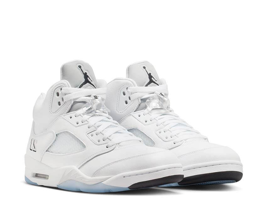 Air Jordan 5 Retro OG White Metallic — détail tige 3M réfléchissante et languette 23