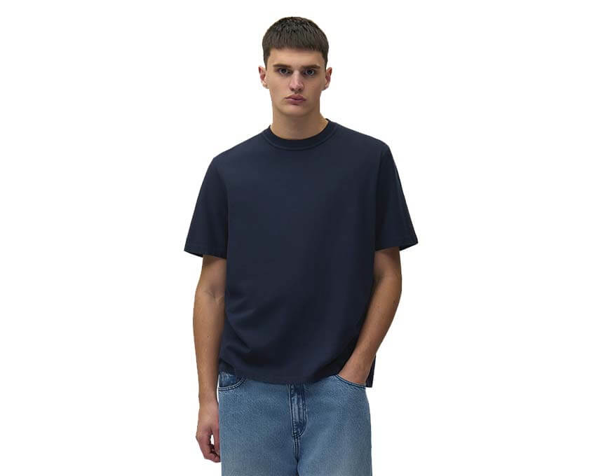 Arte Blurry Back Print Marine vue latérale — t-shirt homme coupe regular