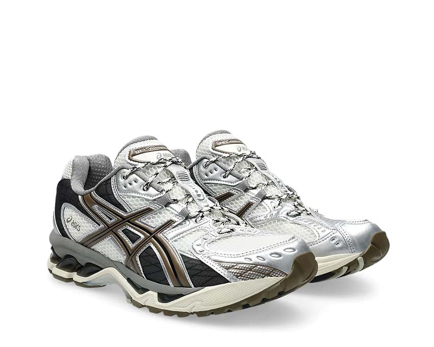 Asics Gel Nimbus 10.1 Cream vue latérale — tige mesh asymétrique noirfonce.eu