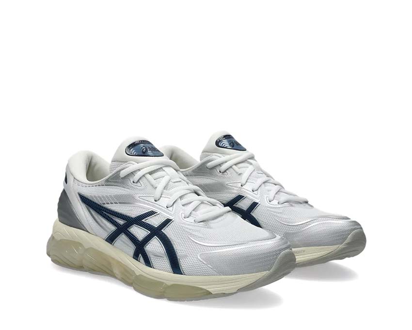 Asics Gel Quantum 360 VIII White Midnight White/Midnight vue latérale — tige mesh respirante