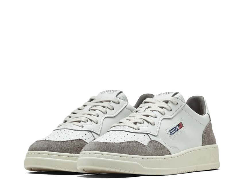 Autry Medalist Low Cemento vue latérale — cuir gris béton Medalist Low homme