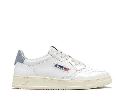 Autry Medalist Low W Leather White Silver Blue — sneaker femme cuir rétro sport