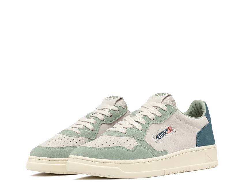 Autry Medalist Low Tricolore Suede Griffon Black vue latérale — cuir et daim bicolore
