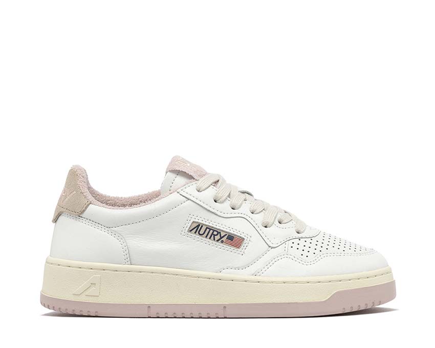 Autry Medalist Low W Virgin Sponge White Powder — sneaker femme cuir rétro sport