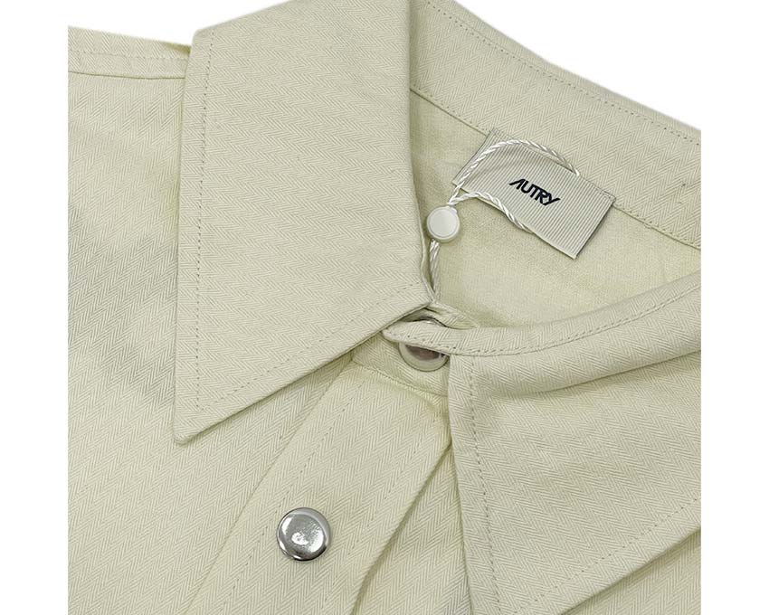 Autry Overshirt Jacket Crème détail — broderie logo Autry coton premium crème