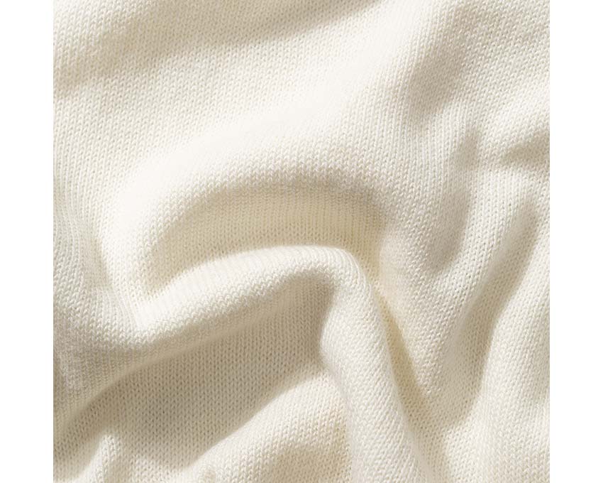Edmmond Studios Dinner's Polo Off White détail — boutons nacre