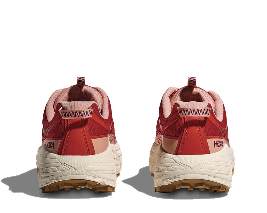 HOKA Mafate Three2 Tomato détail — tige mesh légère