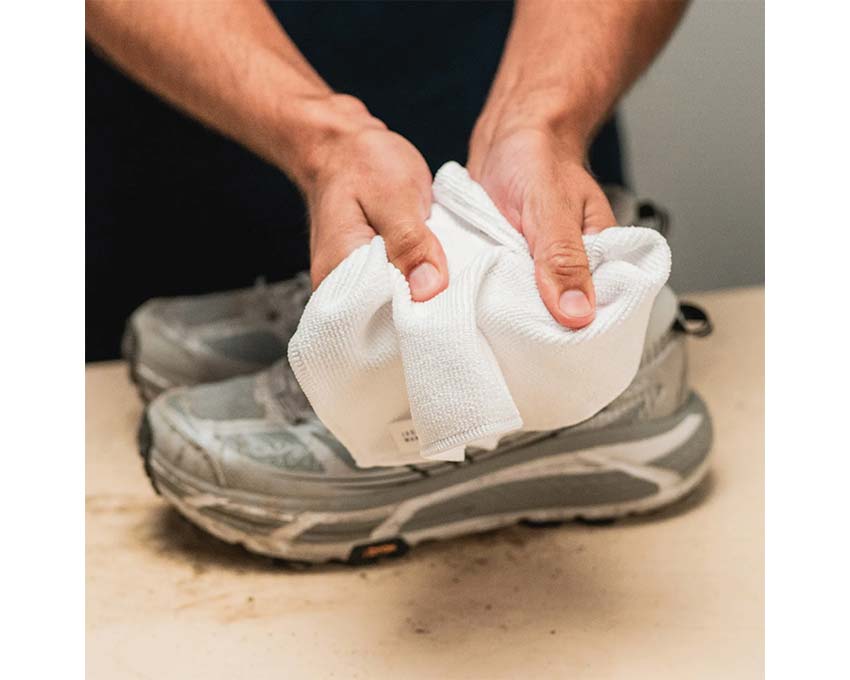 Jason Markk Microfiber Towel pliée — serviette pliée microfibre chaussures premium