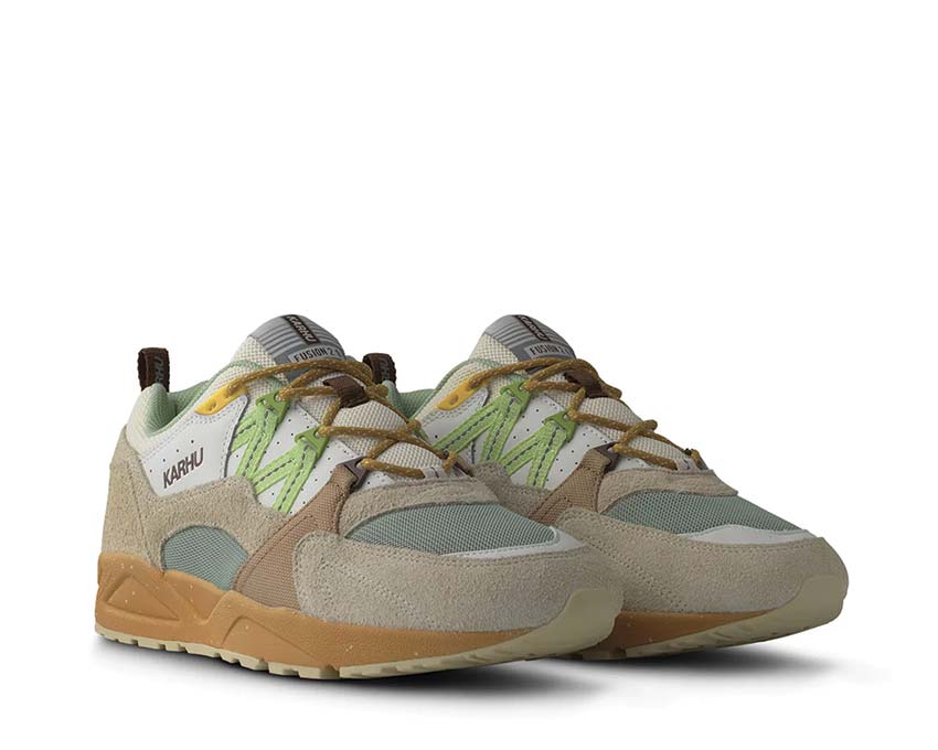 Karhu Fusion 2.0 x MÖLKKY Turtledove Shadow Lime vue latérale — tige cuir et détails lime