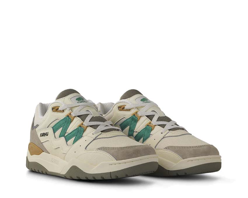 Karhu Fusion XT Winter Green vue latérale — tige mesh argenté et vert winter green