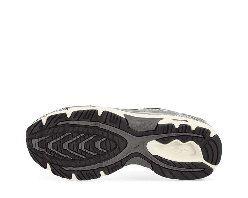 Mizuno MXR Sport Grey détail — tige mesh et overlays techniques
