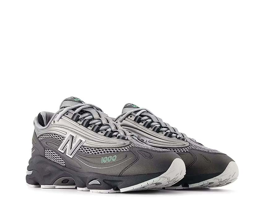 New Balance 1000 Black Silver vue latérale — tige cuir noir détails argent