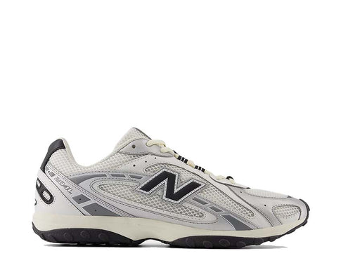 New Balance 204L Silver Metallic — zapatilla plata metalizada look futurista