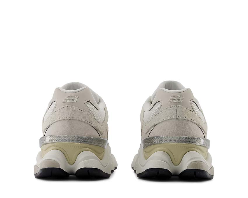 New Balance 9060 Sea Salt Moonbeam détail — empiècements suède et mesh