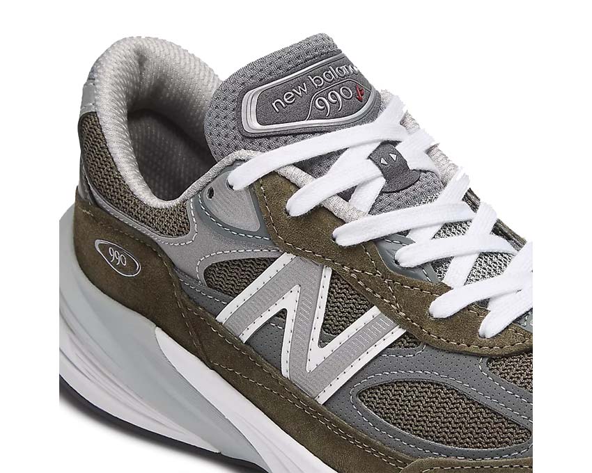New Balance 990v6 Made in USA Olive vue latérale — mesh et daim premium