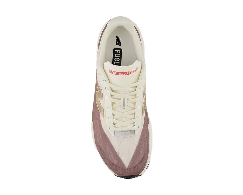 New Balance FuelCell Rebel v5 Angora suela — espuma FuelCell propulsión rápida